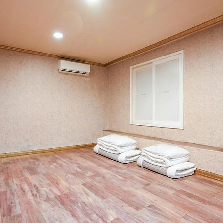 K Motel Daeyeon Busan Exterior photo